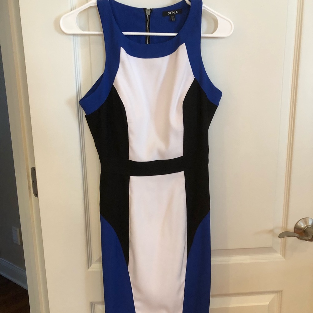 XOXO color block knee length dress (3/4)